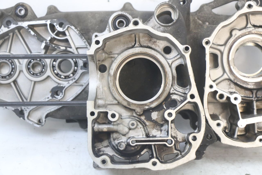 photo de Karter dolny silnika HONDA NES AROBASE 125 (2000 - 2003) - Zbliżenie techniczne