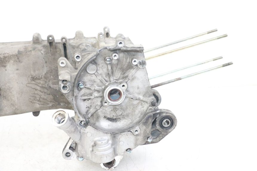 photo de Karter dolny silnika SYM JET 14 4T 50 (2018 - 2022) - Stan powierzchni