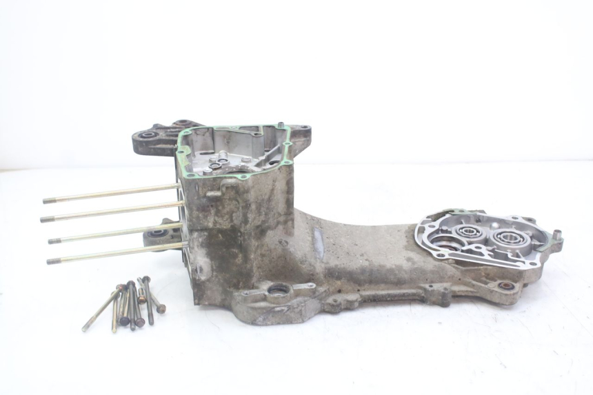 photo de Karter dolny silnika PEUGEOT KISBEE 4T 50 (2010 - 2017) - Inny kąt widzenia