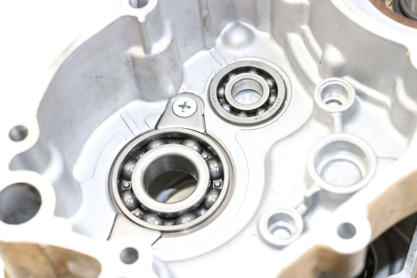 photo de Karter dolny silnika KAWASAKI KX 85 (2014 - 2021) - Zbliżenie komponentów