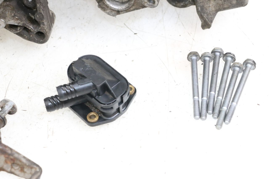 photo de Karter dolny silnika PEUGEOT LUDIX 50 (2008 - 2017) - Zbliżenie komponentów