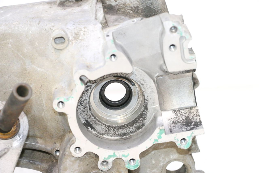 photo de Karter dolny silnika PEUGEOT LUDIX 50 (2005 - 2007) - Zbliżenie techniczne