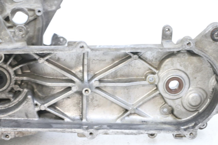 photo de Karter dolny silnika YAMAHA NEOS NEO'S 4T 50 (2008 - 2016) - Widok z bliska