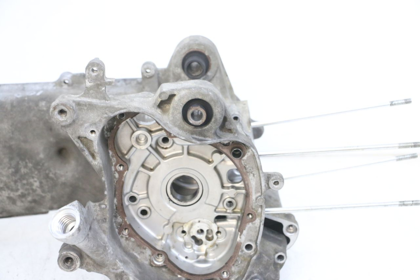 photo de Karter dolny silnika YAMAHA NEOS NEO'S 4T 50 (2008 - 2016) - Stan powierzchni