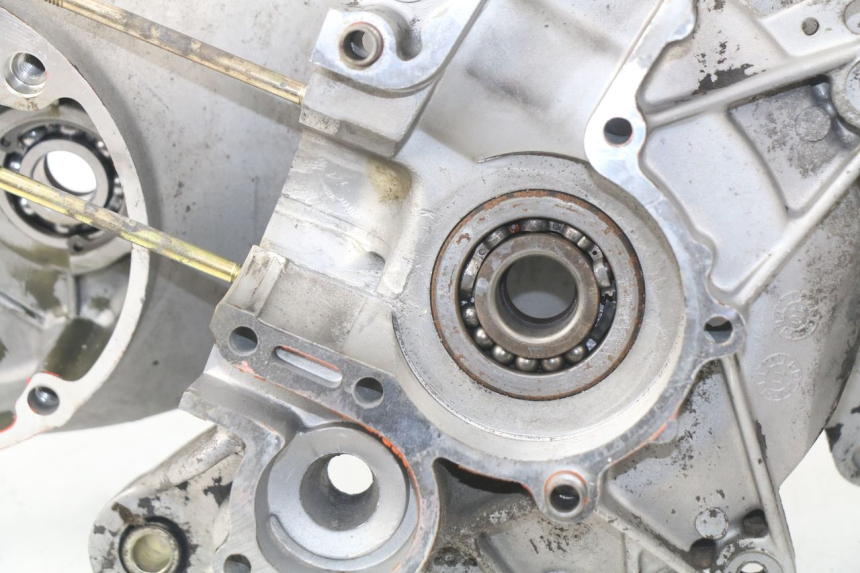 photo de Karter dolny silnika PIAGGIO NEW TYPHOON 50 (2010 - 2017) - Struktura - zbliżenie