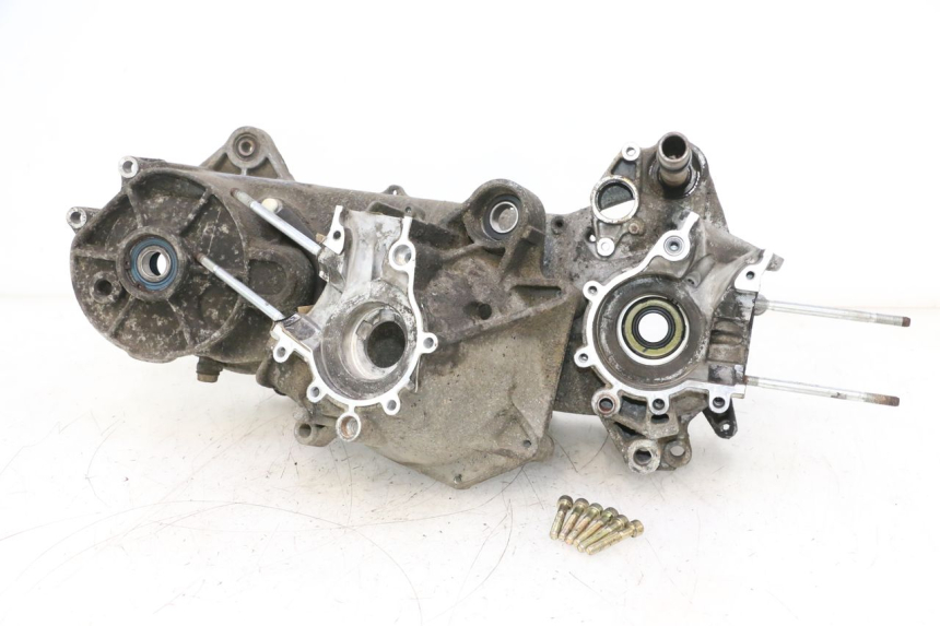 photo de DOLNA OBUDOWA SILNIKA MBK NITRO 50 (2004 - 2008) - Szczegół części