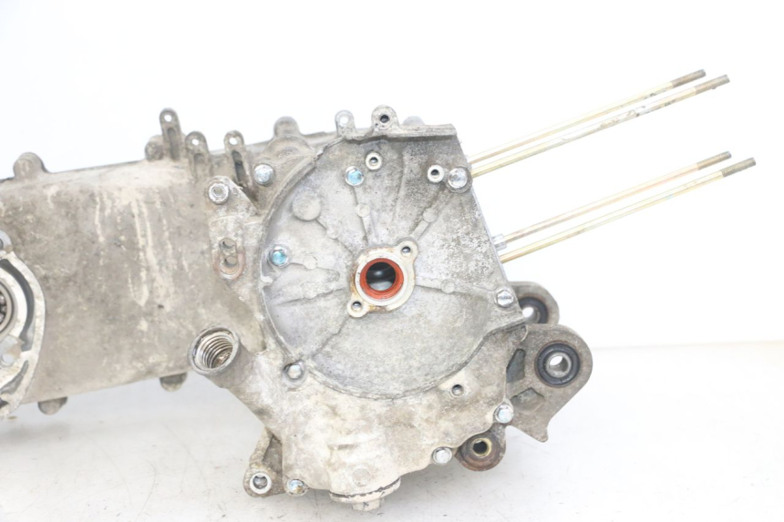 photo de Karter dolny silnika SYM ORBIT 2 4T 50 (2008 - 2017) - Zbliżenie komponentów