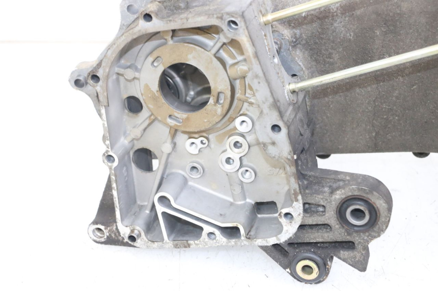 photo de Karter dolny silnika SYM ORBIT 50 (2008 - 2010) - Widok z bliska