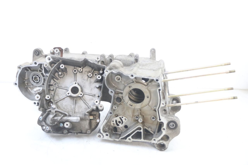 photo de Karter dolny silnika PEUGEOT BELVILLE 125 (2017 - 2021) - Zbliżenie techniczne