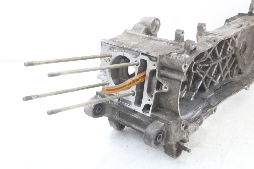 photo de Karter dolny silnika PEUGEOT DJANGO 125 (2014 - 2017) - Szczegół części