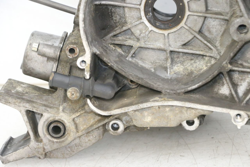 photo de Karter dolny silnika PEUGEOT SATELIS 125 (2013 - 2018) - Szczegóły charakterystyczne