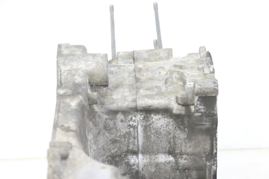 photo de Karter dolny silnika PEUGEOT SATELIS 125 (2013 - 2018) - Zbliżenie techniczne