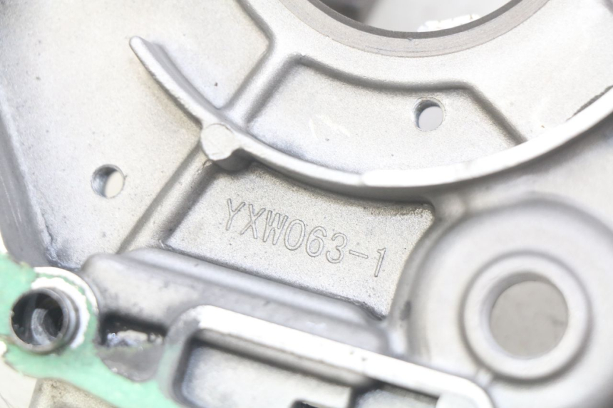 photo de Karter dolny silnika YCF PILOT 125 - Struktura - zbliżenie