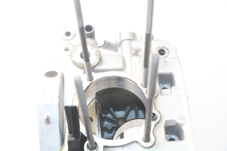 photo de Karter dolny silnika BMW R GS 1150 (1999 - 2004) - Szczegóły charakterystyczne