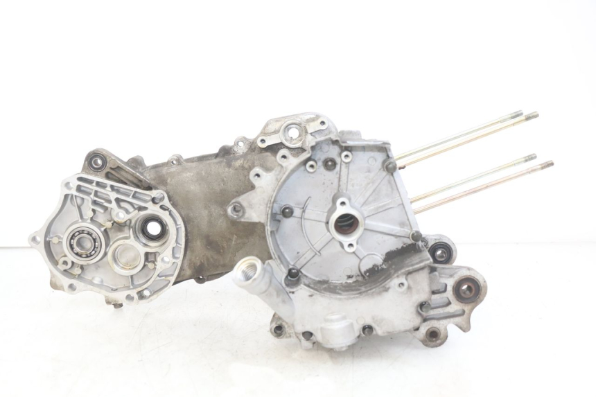 photo de Karter dolny silnika TNT MOTOR ROMA 10' 4T 50 (2019 - 2022) - Widok z bliska