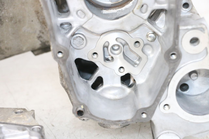 photo de Karter dolny silnika DAELIM S1 125 (2007 - 2016) - Alternatywny kąt