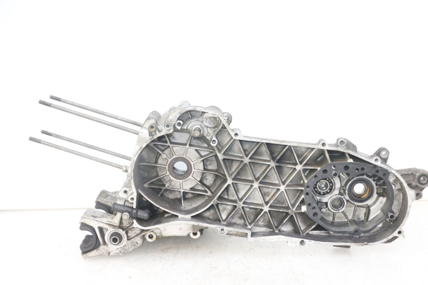 photo de Karter dolny silnika PEUGEOT SATELIS 125 (2013 - 2018) - Widok główny