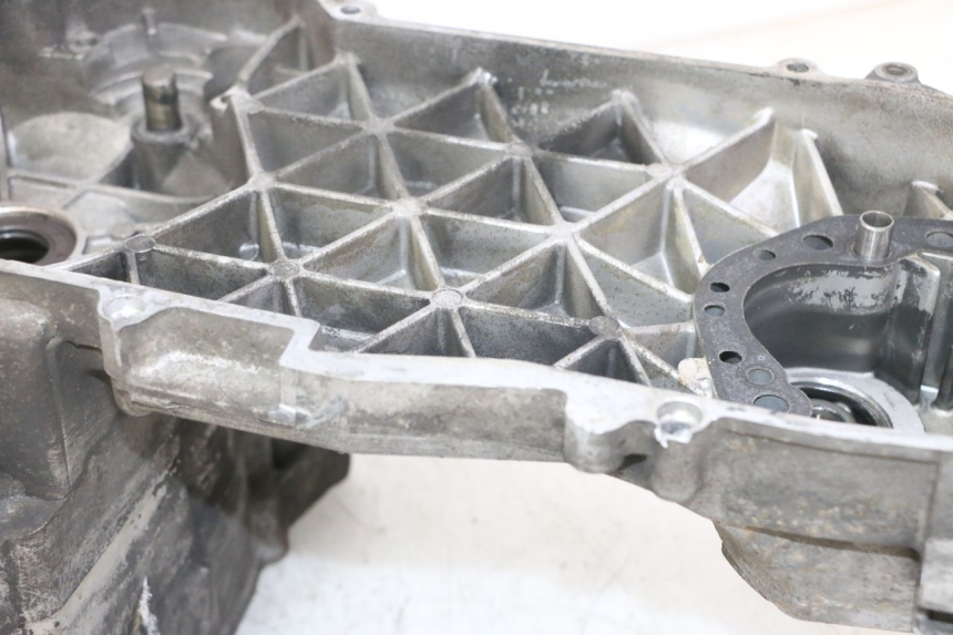 photo de Karter dolny silnika PEUGEOT SATELIS 125 (2013 - 2018) - Zoom stanu zużycia