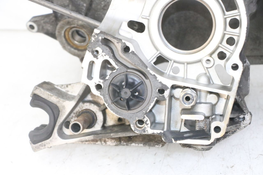 photo de Karter dolny silnika PEUGEOT SATELIS 125 (2013 - 2018) - Widok główny