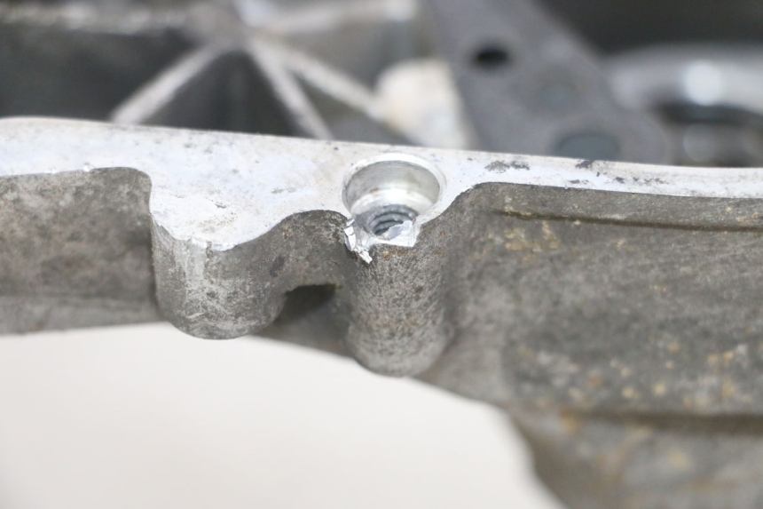 photo de Karter dolny silnika PEUGEOT SATELIS 125 (2013 - 2018) - Inny kąt widzenia