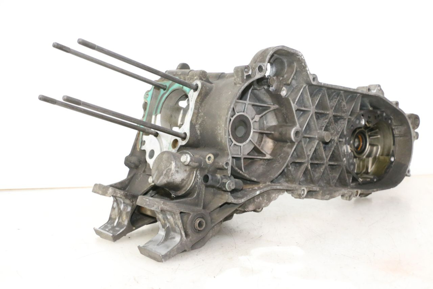 photo de Karter dolny silnika PEUGEOT SATELIS 125 (2010 - 2012) - Widok z bliska