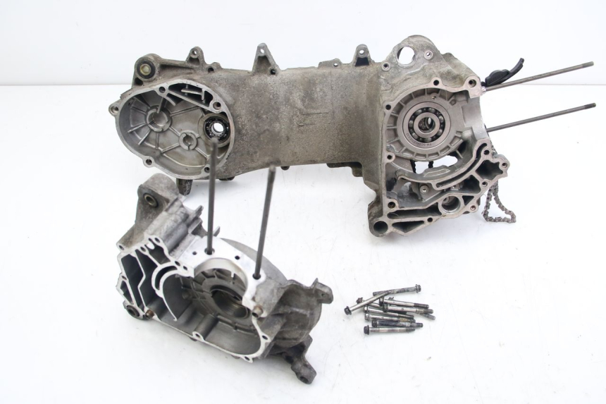 photo de Karter dolny silnika APRILIA SCARABEO 4T 50 (2009 - 2017) - Zoom stanu zużycia