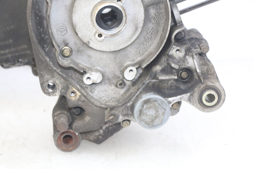 photo de Karter dolny silnika APRILIA SCARABEO 100 (2003 - 2012) - Widok z bliska