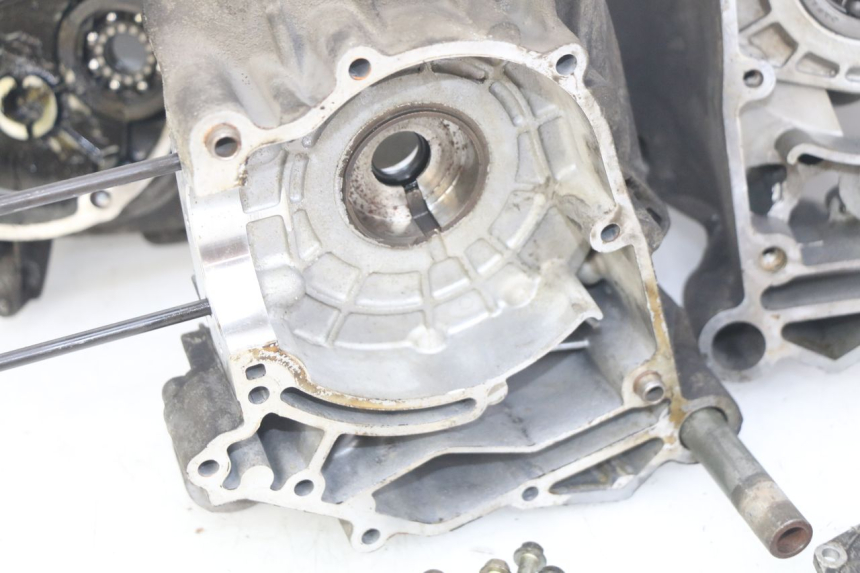 photo de Karter dolny silnika APRILIA SCARABEO 100 (2003 - 2012) - Widok profilu