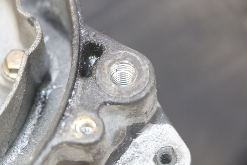 photo de Karter dolny silnika APRILIA SCARABEO 100 (2003 - 2012) - Zbliżenie techniczne