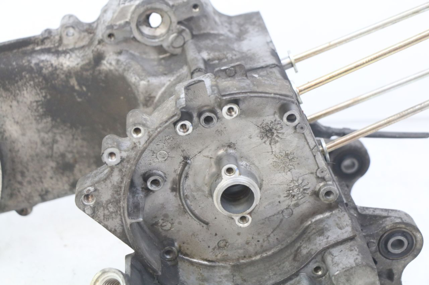 photo de Karter dolny silnika KYMCO SENTO 100 (2008 - 2013) - Zbliżenie techniczne