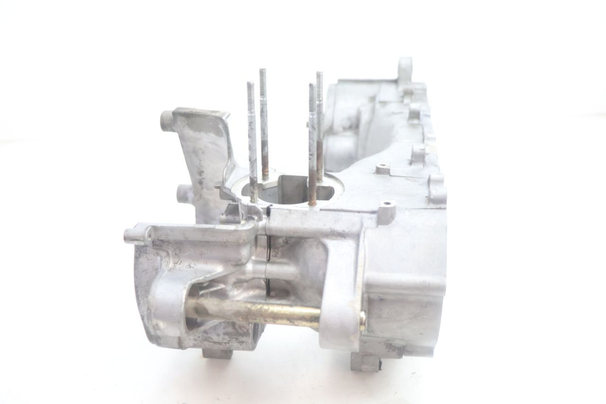 photo de DOLNA OBUDOWA SILNIKA YAMAHA SLIDER 50 (1999 - 2004) - Oznaczenia i referencje