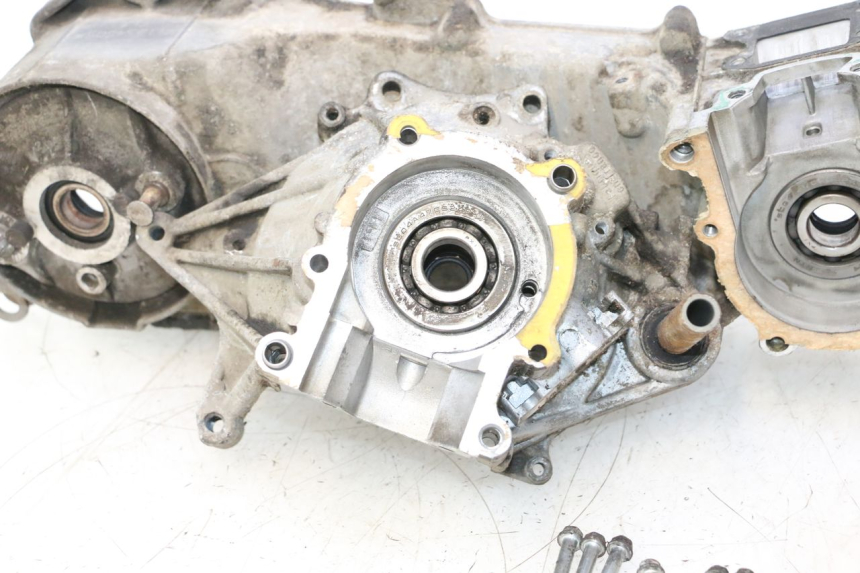photo de Karter dolny silnika PEUGEOT SPEEDFIGHT LC 50 (1996 - 2002) - Struktura - zbliżenie