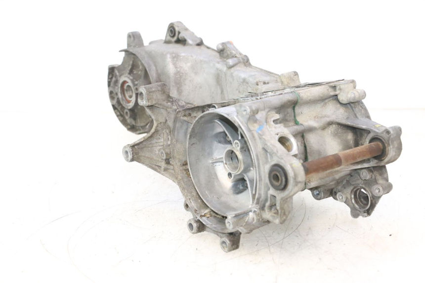 photo de Karter dolny silnika PEUGEOT SPEEDFIGHT LC 50 (1996 - 2002) - Zbliżenie techniczne
