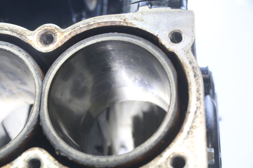 photo de Karter dolny silnika TRIUMPH SPRINT ST 955 (1999 - 2001) - Kontrola wizualna