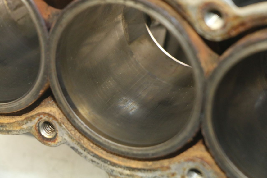 photo de Karter dolny silnika TRIUMPH SPRINT ST 955 (1999 - 2001) - Zoom jakości