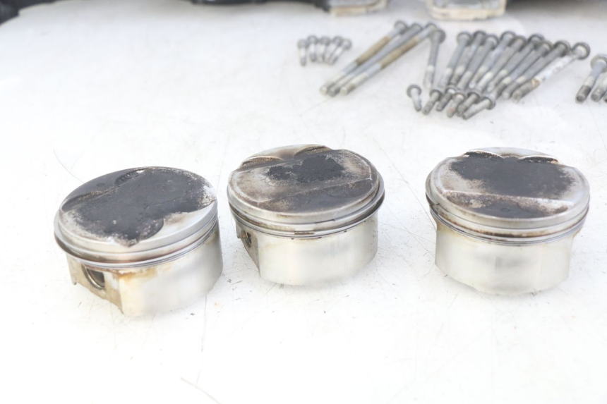 photo de Karter dolny silnika TRIUMPH SPRINT ST 955 (1999 - 2001) - Szczegóły charakterystyczne