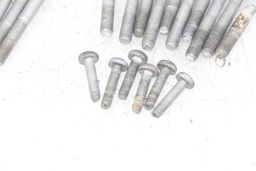 photo de Karter dolny silnika TRIUMPH SPRINT ST 955 (1999 - 2001) - Kontrola wizualna