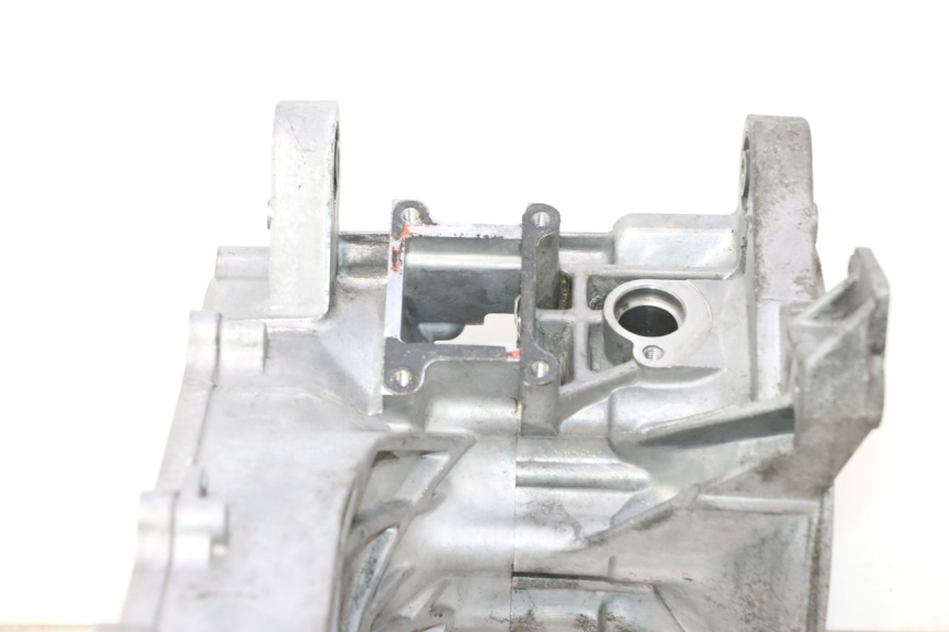 photo de DOLNA OBUDOWA SILNIKA KYMCO SUPER 8 2T 50 (2007 - 2013) - Kontrola wizualna