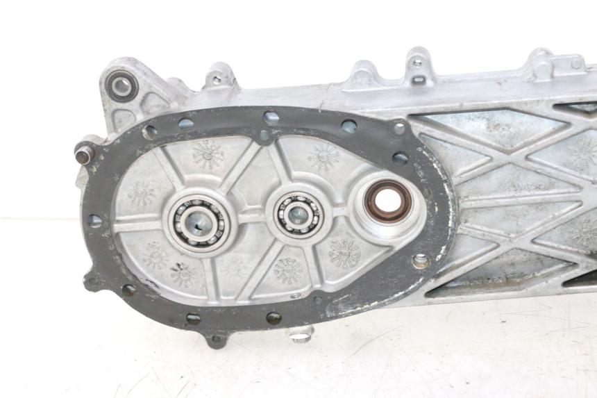 photo de DOLNA OBUDOWA SILNIKA KYMCO SUPER 8 2T 50 (2007 - 2013) - Oznaczenia i referencje