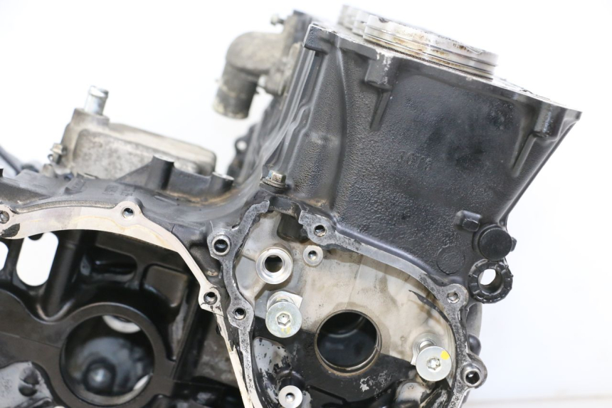 photo de Karter dolny silnika SUZUKI GSR 750 (2011 - 2017) - Inny kąt widzenia