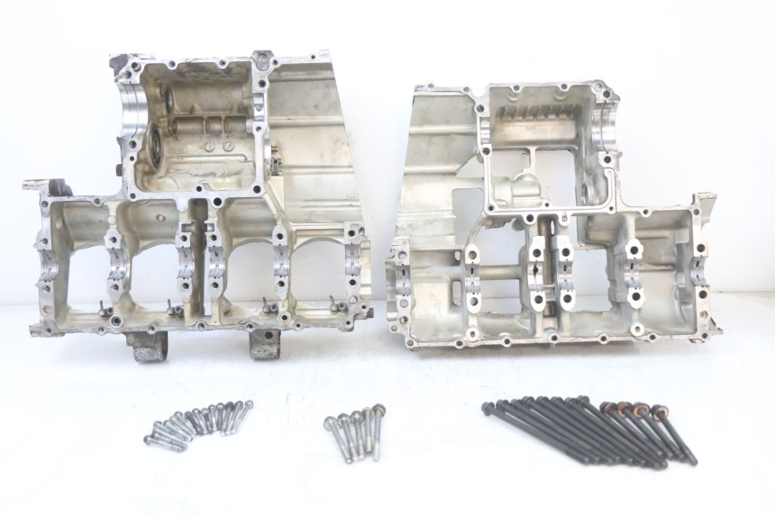 photo de Karter dolny silnika SUZUKI GSX F GSXF 650 (2007 - 2015) - Widok główny