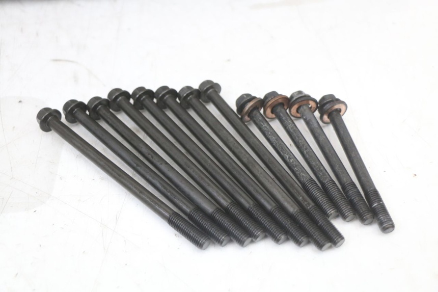 photo de Karter dolny silnika SUZUKI GSX F GSXF 650 (2007 - 2015) - Oznaczenia i referencje