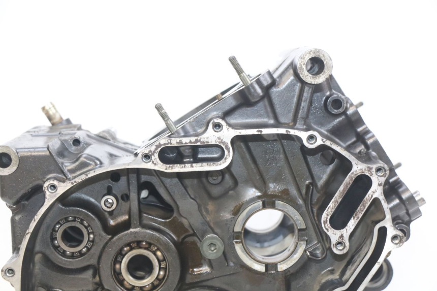 photo de Karter dolny silnika SUZUKI SV N 650 (1999 - 2002) - Zbliżenie techniczne