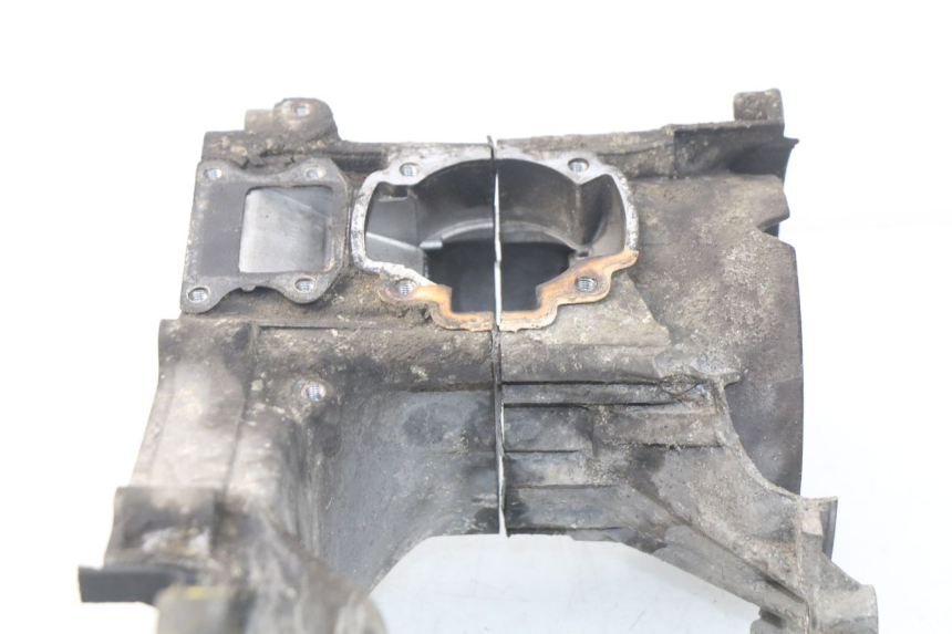 photo de Karter dolny silnika PEUGEOT SV 80 (1993 - 1997) - Zbliżenie techniczne