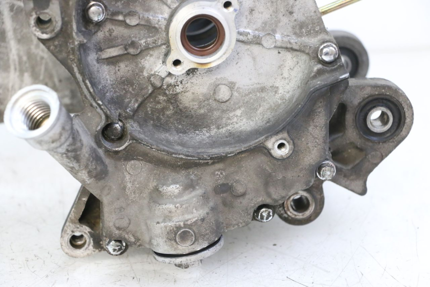 photo de Karter dolny silnika SYM ORBIT III 3 4T 50 (2018 - 2021) - Zbliżenie komponentów