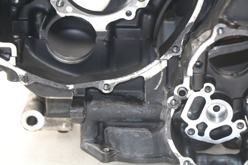 photo de Karter dolny silnika YAMAHA TDM ABS 900 (2002 - 2014) - Inny kąt widzenia