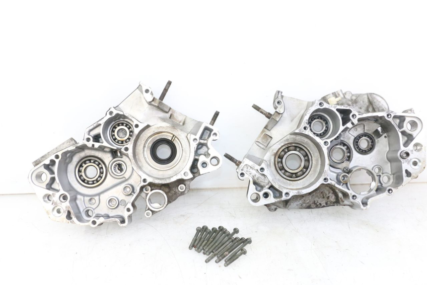 photo de Karter dolny silnika YAMAHA TDR DELTABOX 125 (1997 - 2003) - Szczegół części