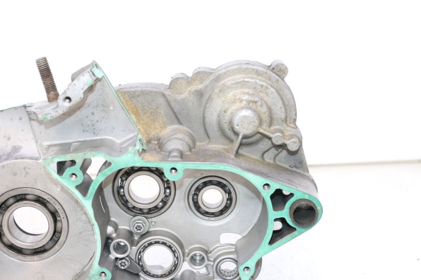 photo de DOLNA OBUDOWA SILNIKA HUSABERG TE 250 (2011 - 2014) - Zbliżenie techniczne