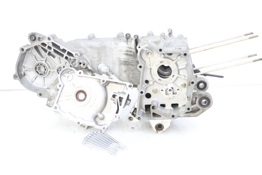 photo de Karter dolny silnika PEUGEOT TWEET 4T 50 (2018 - 2022) - Inny kąt widzenia