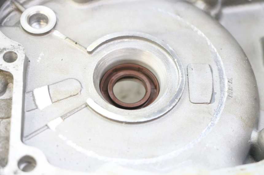 photo de Karter dolny silnika PEUGEOT TWEET 4T 50 (2018 - 2022) - Zbliżenie techniczne